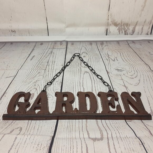 Garden Sign Cast Iron Rustic Metal Wall Plaque With Hanging Chain - Picture 4 of 10